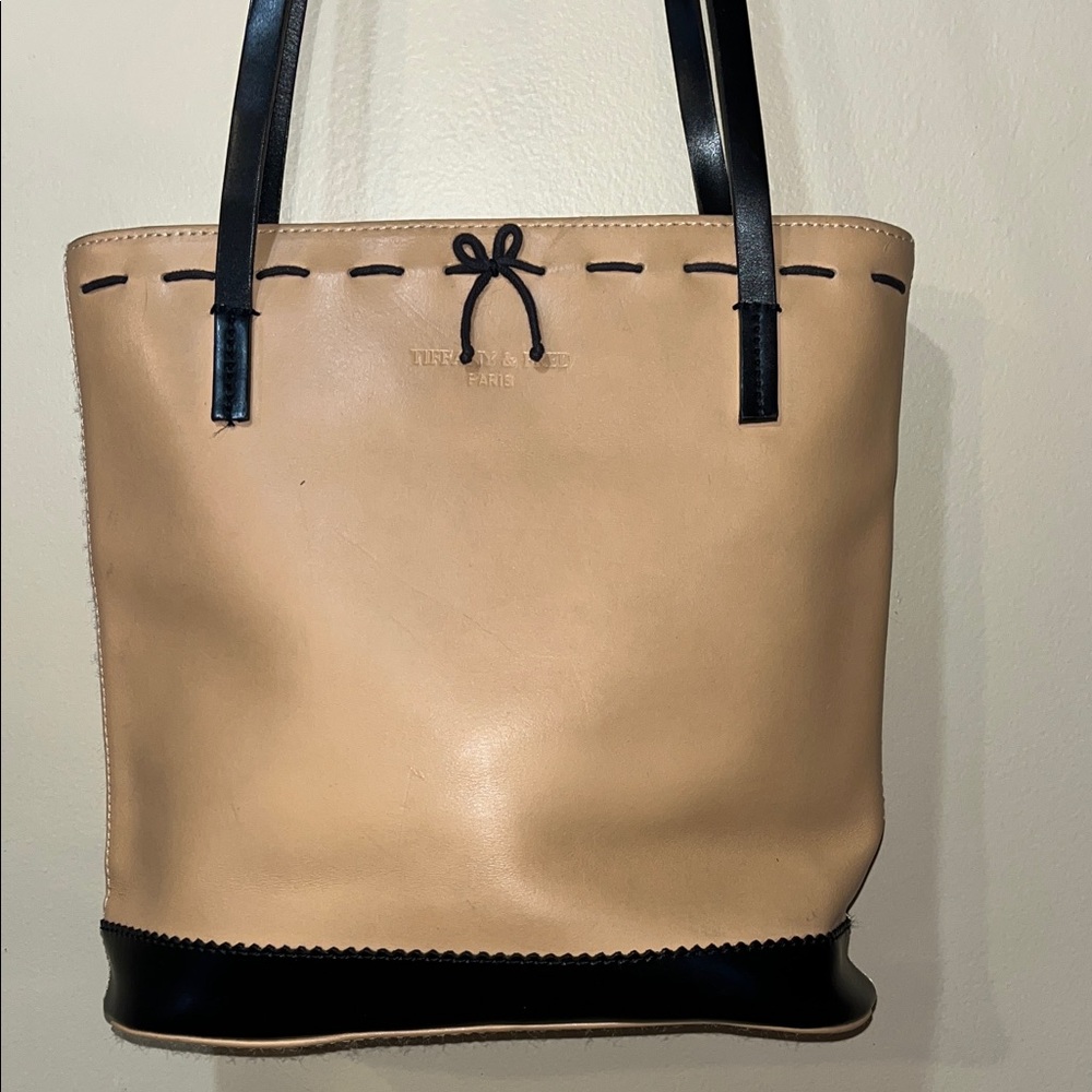 Tiffany & Fred Paris Tan and Black shoulder Bag in excellent condition